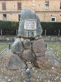 Kriegerdenkmal (1813-1815, 1913, 1870-1871) (Niederreißen/Ilmtal-Weinstraße)